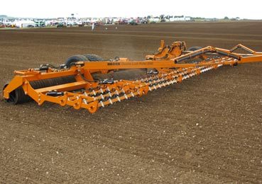 Photo of Brock 2040 Double Lock Roller demonstration at Cereals 2016